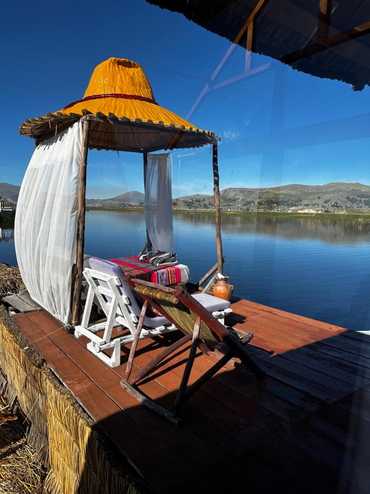 Uros Waliski Lodge Puno Extérieur photo