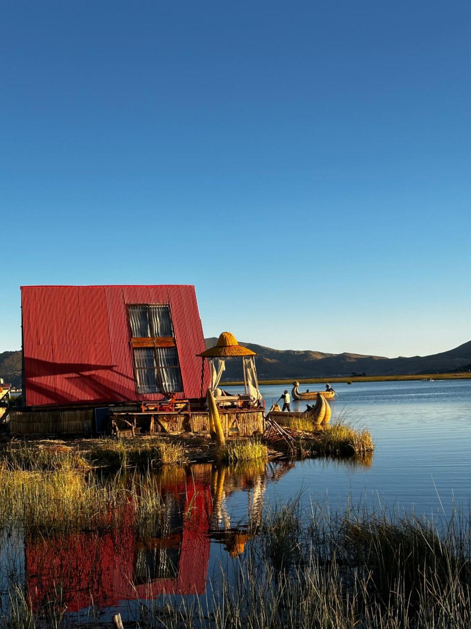Uros Waliski Lodge Puno Extérieur photo