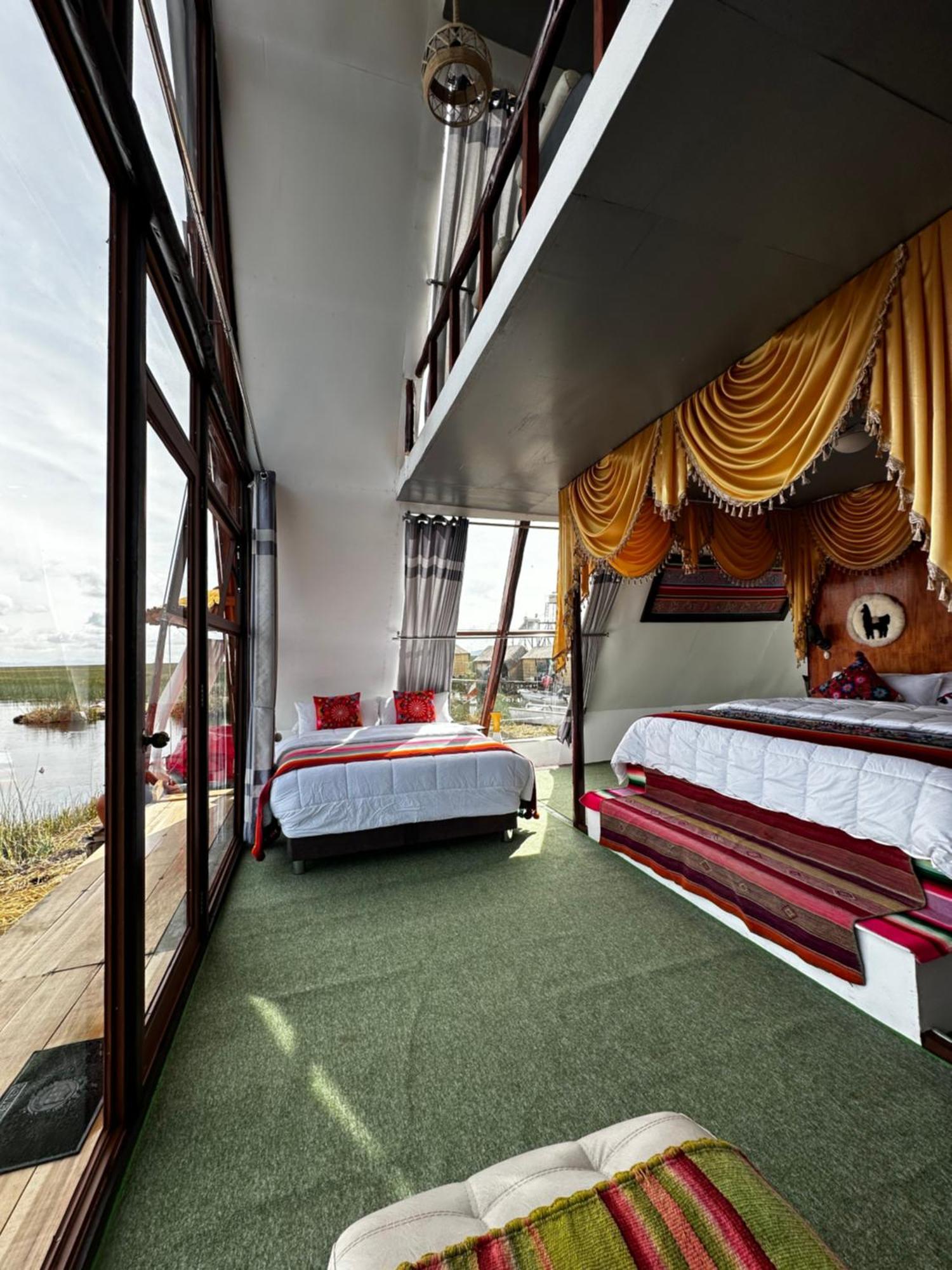 Uros Waliski Lodge Puno Extérieur photo