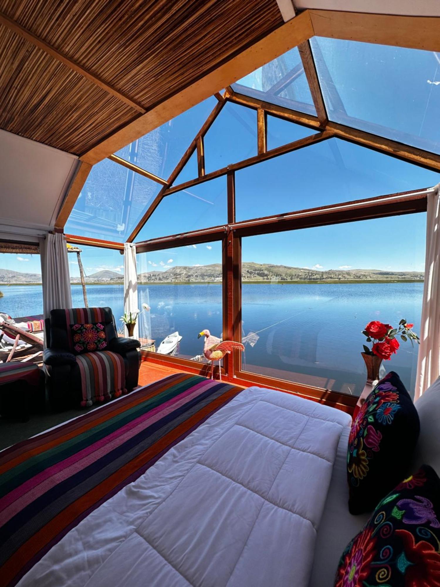 Uros Waliski Lodge Puno Extérieur photo