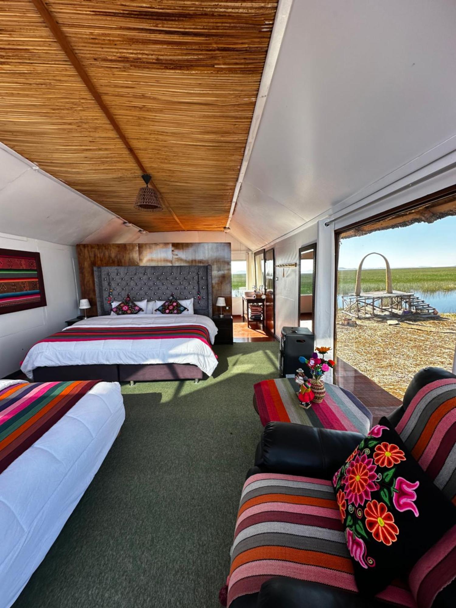 Uros Waliski Lodge Puno Extérieur photo