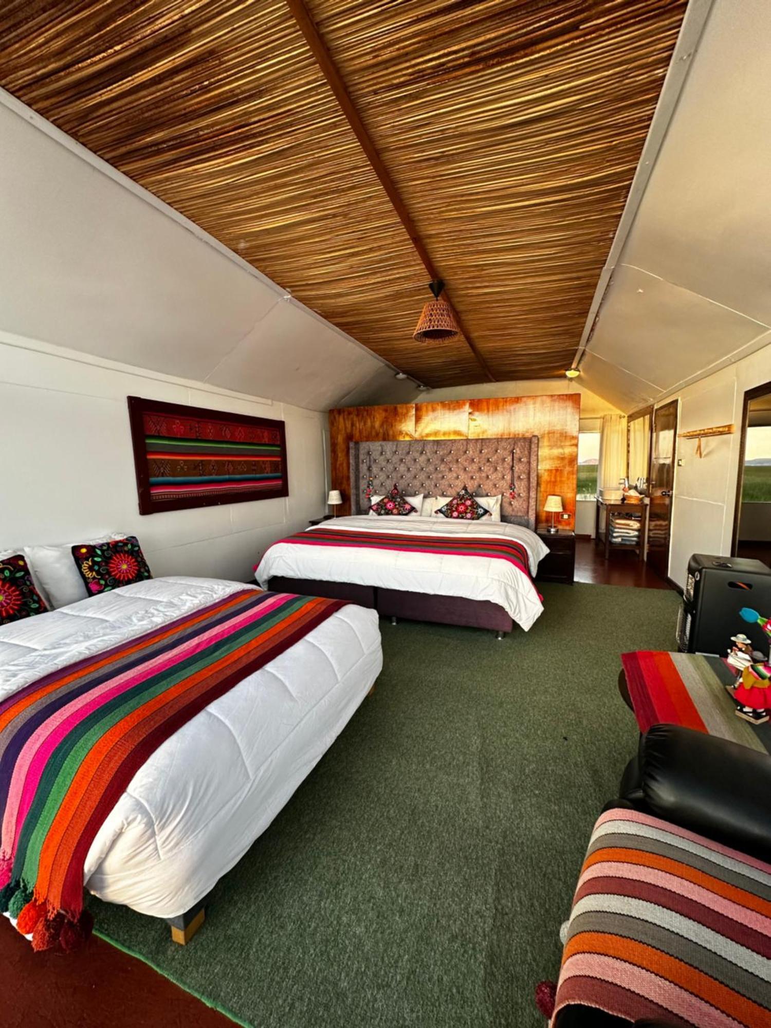 Uros Waliski Lodge Puno Extérieur photo